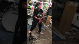 Catfish Blues/Smokestack Lightnin' cover by Sweet Smooth