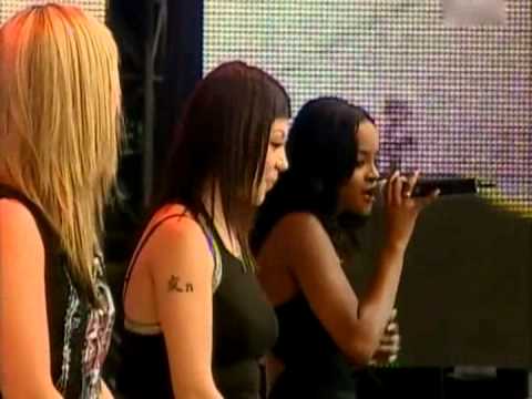 Sugababes - Stronger (Party In The Park 2003)
