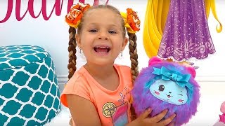 Diana and Roma search toys & surprises Diana and Roma search toys & surprises