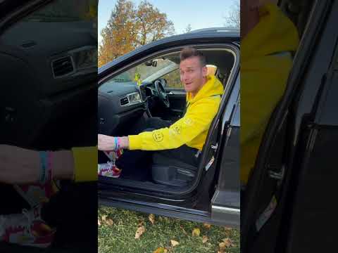 Verifichiamo se riesco a ritrovare il mio telefonino 🤙🏻 #bellagianda #iphone