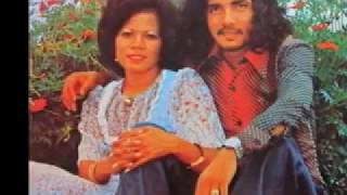 Download lagu Ida laila & Achmadi -- MALAM PERTAMA -- dangdut kenangan tahun 1970 an mp3