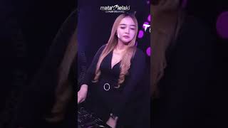 Download lagu Performance DJ Tiara Queen #shorts #breakbeat mp3