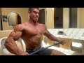 POWERFULL MUSCLEMAN BLENDING A SOLID BAR
