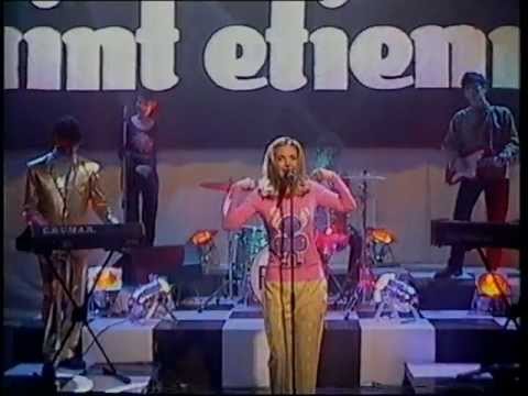 Saint Etienne - You're In A Bad Way - Top Of The Pops - Thursday 11th February 1993