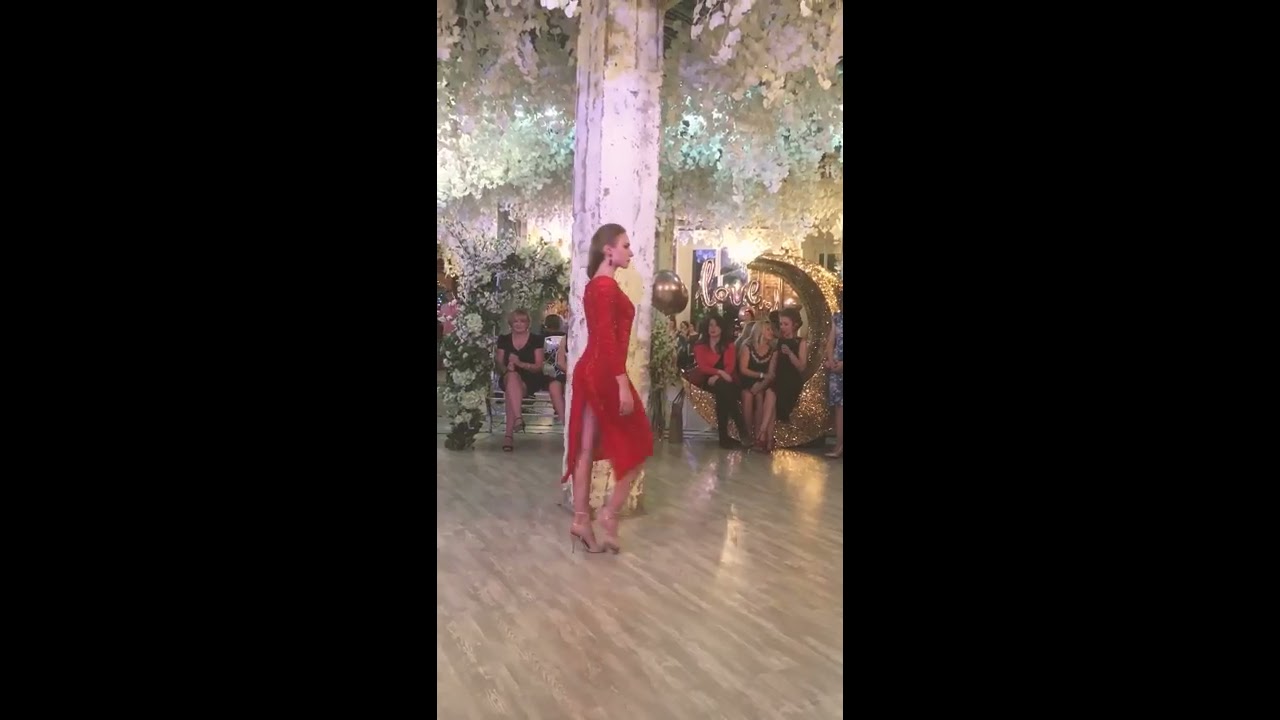 Video thumbnail for Anastasia Izvekova & Ivan Nabokin, Adornos Center. Moscow. 12.10.2018. Milonga "THE YEAR OF LOVE" ❤️