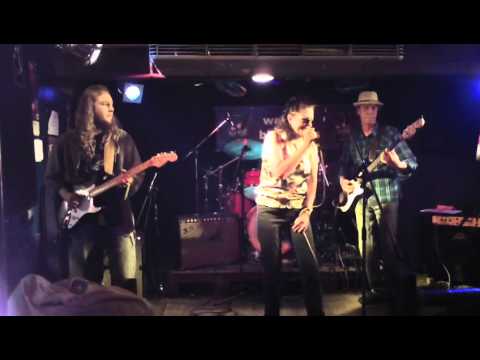 Reba Russell band at Goorblues club / Belgium