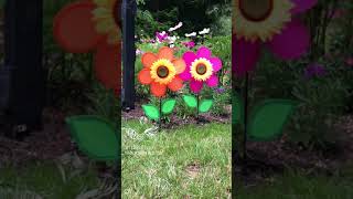12" Sunflower Ground Spinners - In the Breeze