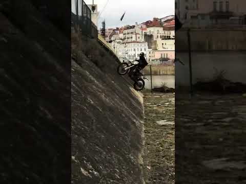 Wallride en Coimbra Portugal #moto #dirtbike #bmx #wallride