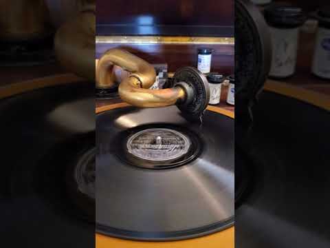 A Cigarette And A Silhouette - (vocal Mildred Bailey) Red Norvo and his Orchestra