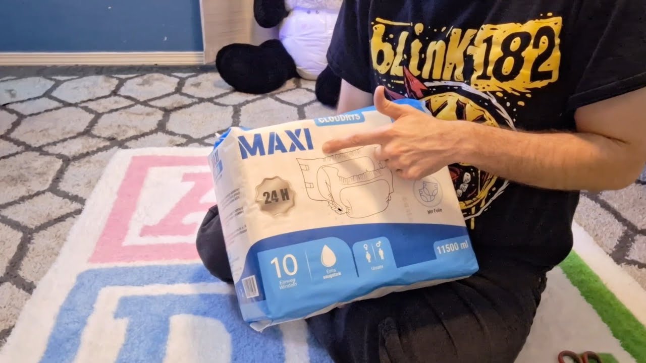 Cloudrys Maxi adult diapers, thick 11,500ml capacity diapers from Germany imported by My Inner Baby 