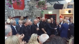 Coda singing for Vice President Joe Biden at Matt Molloy's Yard Bar, Westport, Co Mayo.