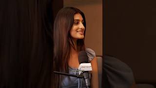 Download lagu PAYALGAMING on dating boys, finding love, toxic traits | Payal gaming #short #podcast #payalgaming mp3