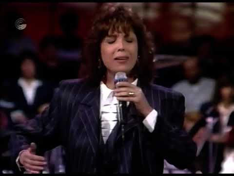 לילה לילה - שולה חן | מתוך "היו לילות - משירי מרדכי זעירא"