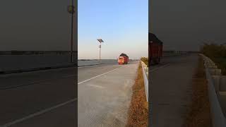 Download lagu Truk oleng di jalan tol pejangan pemalang mp3