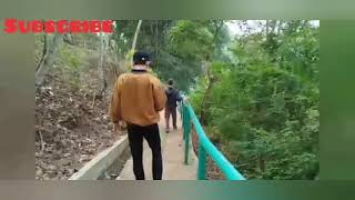 Download lagu Jalan jalan turun tangga lagi pulang habis puncak gunung mp3 Download lagu Jalan jalan turun tangga lagi pulang habis puncak gunung mp3