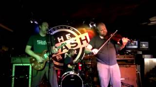 Meteor Shower (live by The Deadeyes)