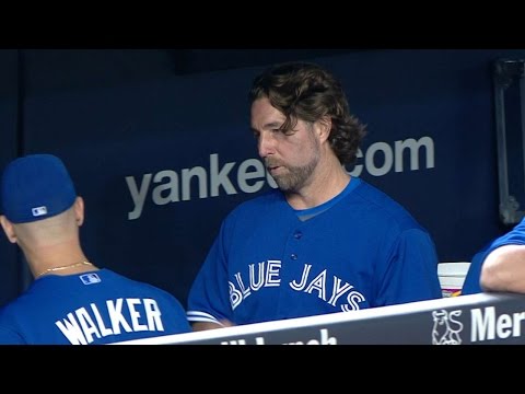 TOR@NYY: Dickey twirls seven frames of one-run ball