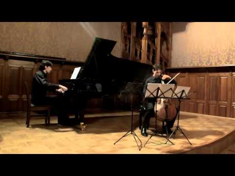 Artur Zobnin. Pour Polina et Matvey