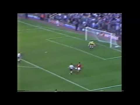 Newcastle Nottingham Forest 1988/89 - October 1988