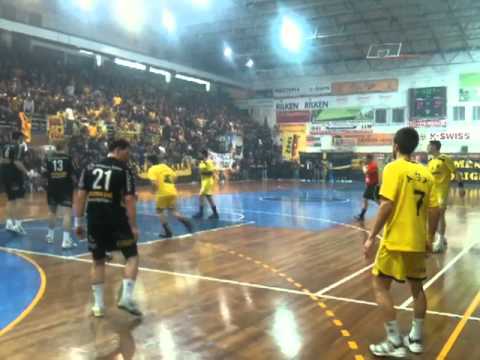 aek365.gr AEK - PARTIZAN fans 4o 02/04/2011