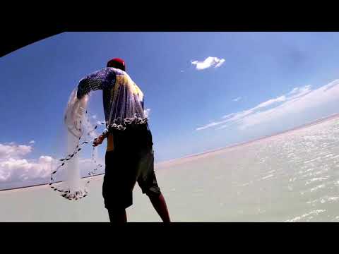 MABU BURU LIFESTYLE EPISODE 7 (PART 1 of 3) -  Boat Fishing in Roebuck Bay then Mud Crabbing.