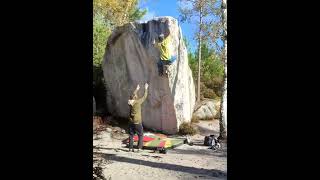 Video thumbnail de L'Étrave, 7b+. Fontainebleau