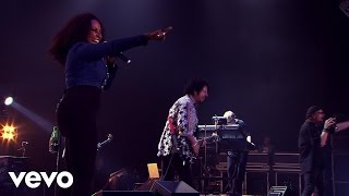 Video thumbnail of "Toto - Hold The Line (Live)"