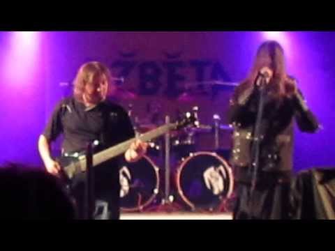 Alžběta-Dva roky prázdnin 2.11.2013 Křinec