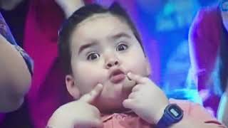 Baste singing Bastelicious