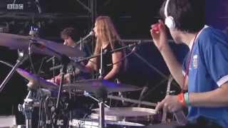 Juana Molina on the Park Stage - Glastonbury 2014 (Full Set)