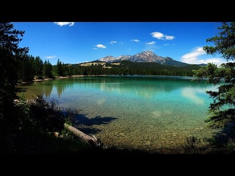 image-Where should I stay between Lake Louise and Jasper?