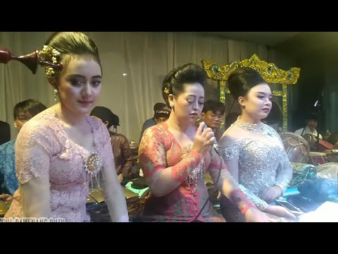 Kembang Gadung-munggul Pawenang putu,sinden na geulis