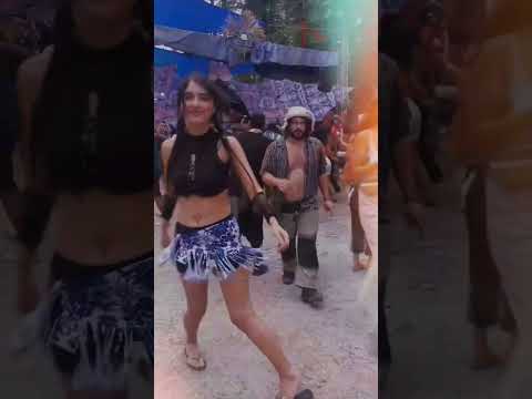 Hippies in the HillsA Trance Party in the lap of Parvati Valley