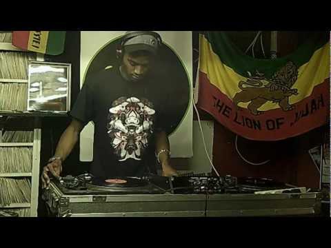 SEASON 3 OLYMPIC SOUND 2012 !!! EbanX B2B Che -Manic Part 4