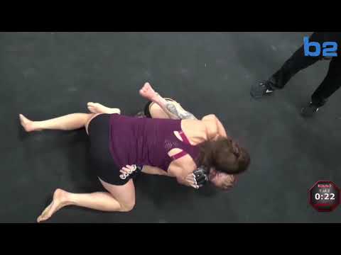 HRMMA 112 Fight 6 Jenny Badillo vs Erin Palmer 125 Ammy Female