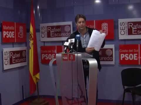 PSOE acusa al Ayuntamiento de contratar 