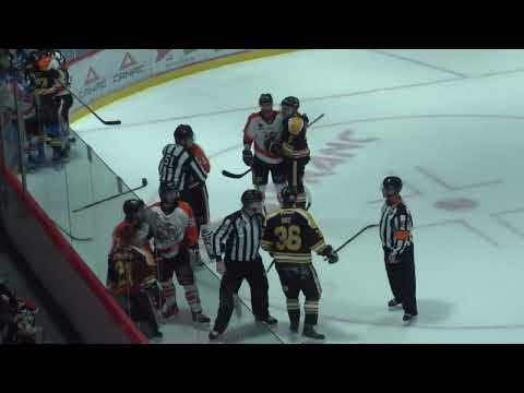 Pierre-Maxime Poudrier hit Mathieu Roy from behind and gets a brawl started! - 05-03-22
