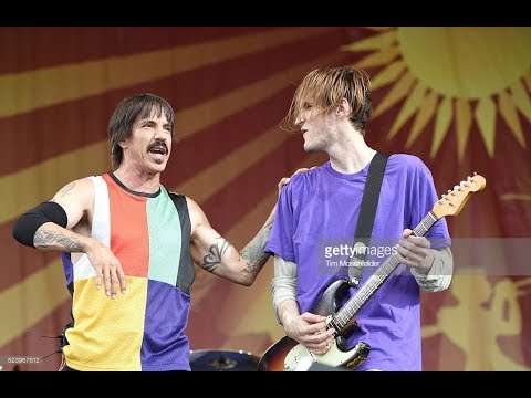 Josh saves the day - Compilation of Josh Klinghoffer "saving" Anthony Kiedis' singing