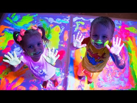Kids Playing and With PAINT | Learn COLORS FOR KIDS with Toys and Little Baby Gaby