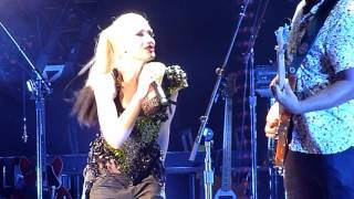 Gwen Stefani - Rare LIVE @ Molson Canadian Amphitheatre Toronto (HD)