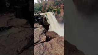 preview picture of video 'Nice view of GOKAK FALLS'