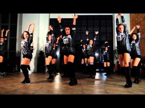 SONYA NEKS   HIGH HEELS   BEYONCE 7 11