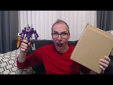GotBot Goes Live: Galvatron, NYCC, threezero, Hasbro Layoffs and an Unboxing