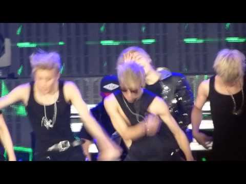 130116 [Fancam] GDA : B.A.P Warrior p/s :Read desc