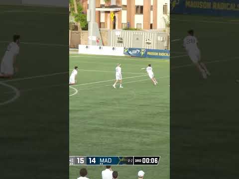 Momentum-shifting score at the BUZZER!