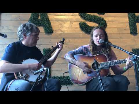 Billy Strings w/Bela Fleck - While I’m Waiting Here/Cumberland Reel (The Ainsworth)