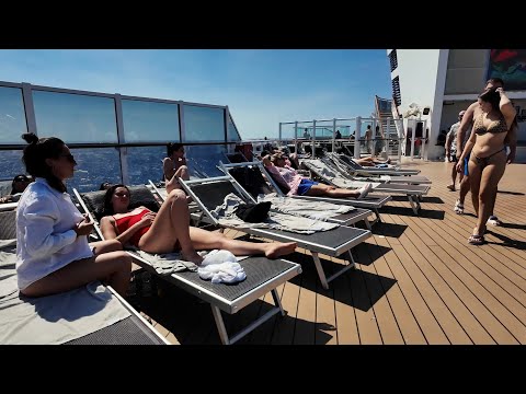 Cruise Ship 🔴 LIVE