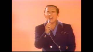 Bobby Darin sings Hi De Ho