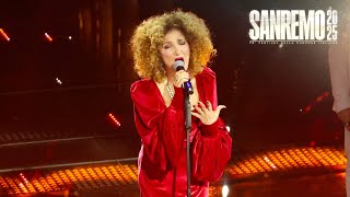 Sanremo 2025 - Marcella Bella con i Twin Violins cantano “L'emozione non ha voce”