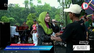 Download lagu Selvy Anggraeni - Your World is Black, My Love is White | FamilysGroup Live Cover, 3rd Anniversar... mp3 Download lagu Selvy Anggraeni - Your World is Black, My Love is White | FamilysGroup Live Cover, 3rd Anniversar... mp3